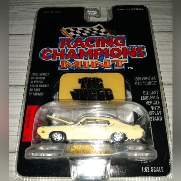 Racing Champions Mint 1969 Pontiac GTO Judge Vintage 1996 Diecast Collectible - Picture 7 of 9
